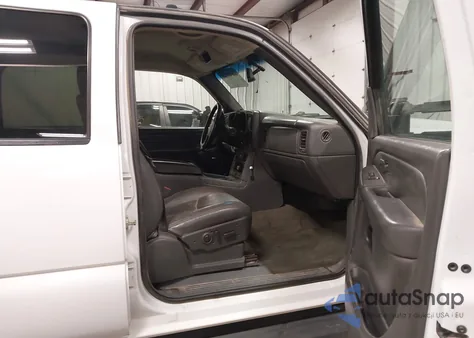 2007 Chevrolet Silverado 3500 Classic Lt3 z USA, uszkodzony, nr VIN 1GCHK33D77F183899